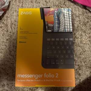 ZAGG Messenger Folio 2 Keyboard Case for iPad Air 11-inch (M2) & iPad Pro 11-inc